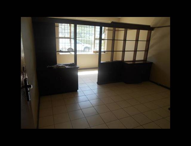 0.5 BEDROOM APARTMENT TO LET IN NORTH BEACH